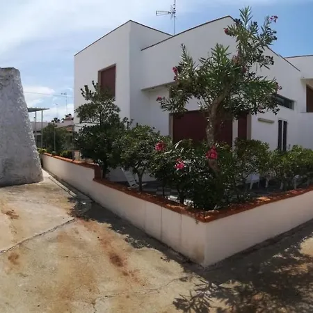 Stanza Posto Rosso 3* Torre San Giovanni Ugento