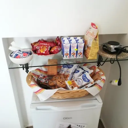 Stanza Posto Rosso Oda ve Kahvaltı Torre San Giovanni Ugento