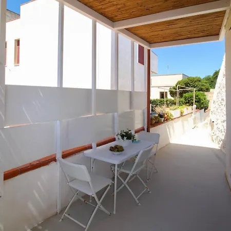 Stanza Posto Rosso 3* Torre San Giovanni Ugento