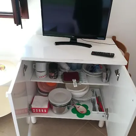 Stanza Posto Rosso 3* Torre San Giovanni