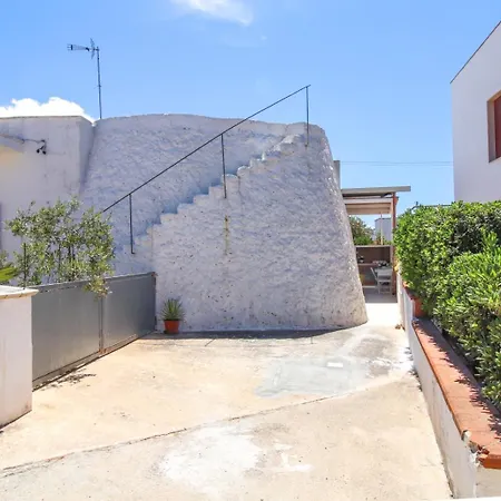 Stanza Posto Rosso Nocleg ze śniadaniem Torre San Giovanni Ugento