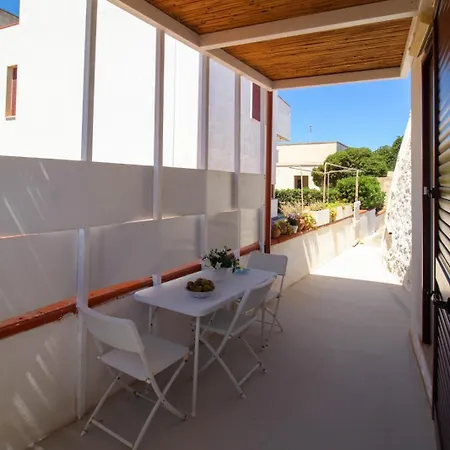 Stanza Posto Rosso 토레 산 지오반니 우겐토